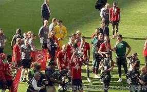 详细阅读:APP下载-清晨埃因霍温内部沟通——足总杯节点到来,话题不断,心理建设被强调(霍桑实验四个阶段结论) APP下载-清晨埃因霍温内部沟通——足总杯节点到来,话题不断,心理建设被强调(霍桑实验四个阶段结论)